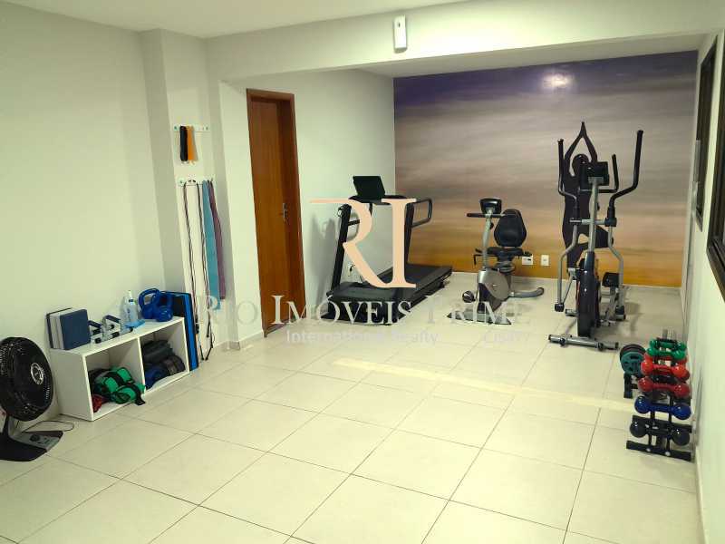 ACADEMIA - 3