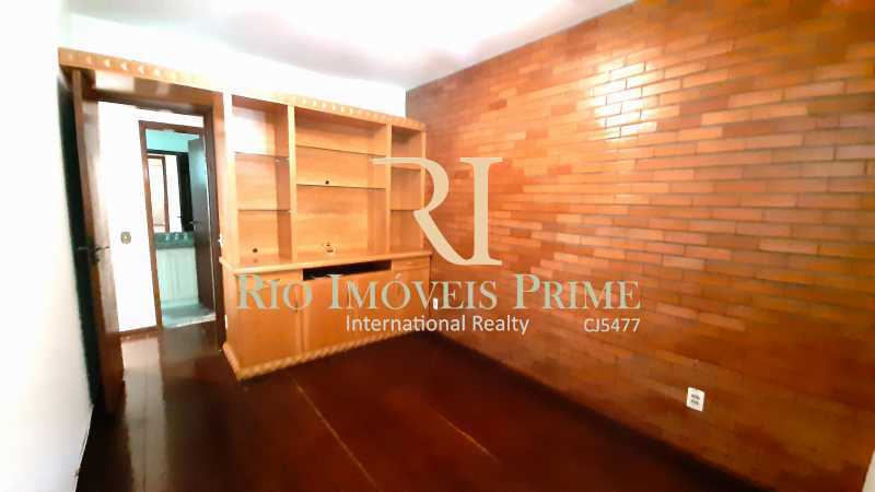 QUARTO4 - 12