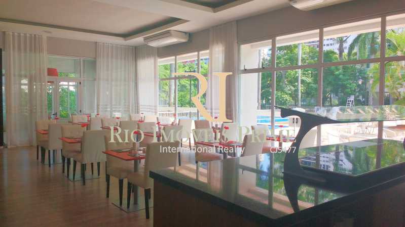 COFFEE SHOP - 21