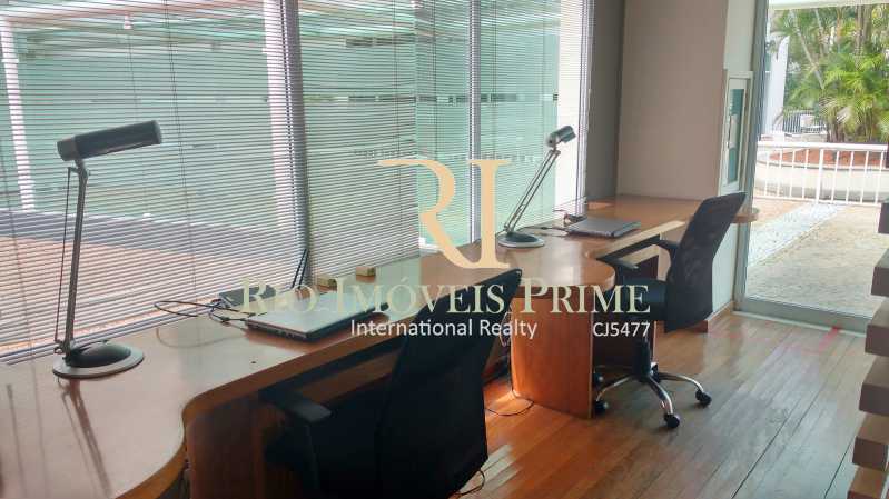 HOME OFFICE - 23