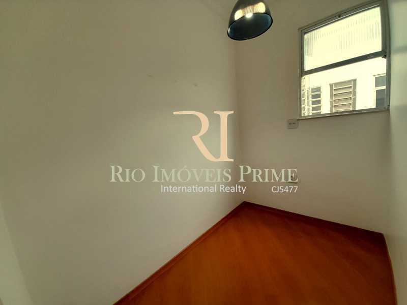 QUARTO REVERTIDO - 9