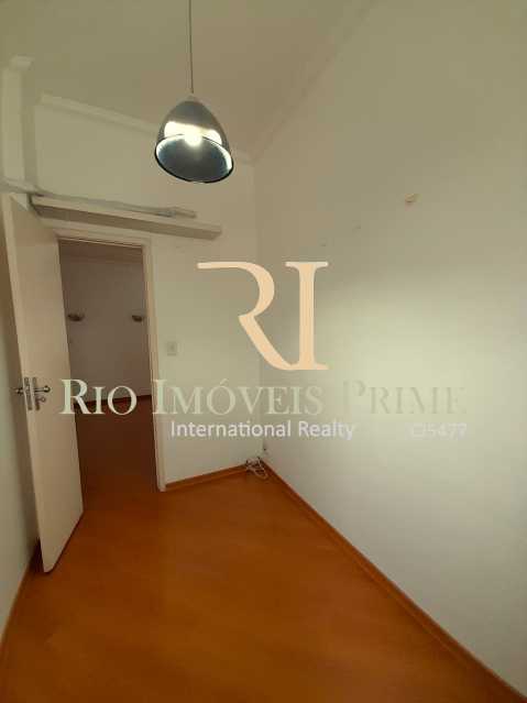 QUARTO REVERTIDO - 10