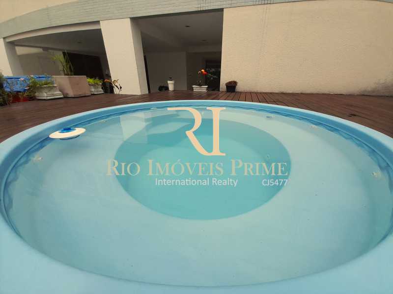 PISCINA - 22