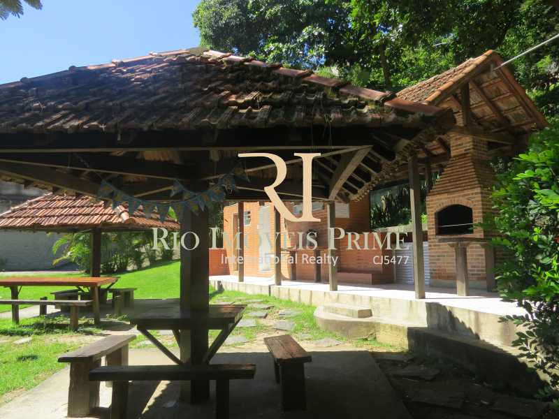 CHURRASQUEIRA - 21