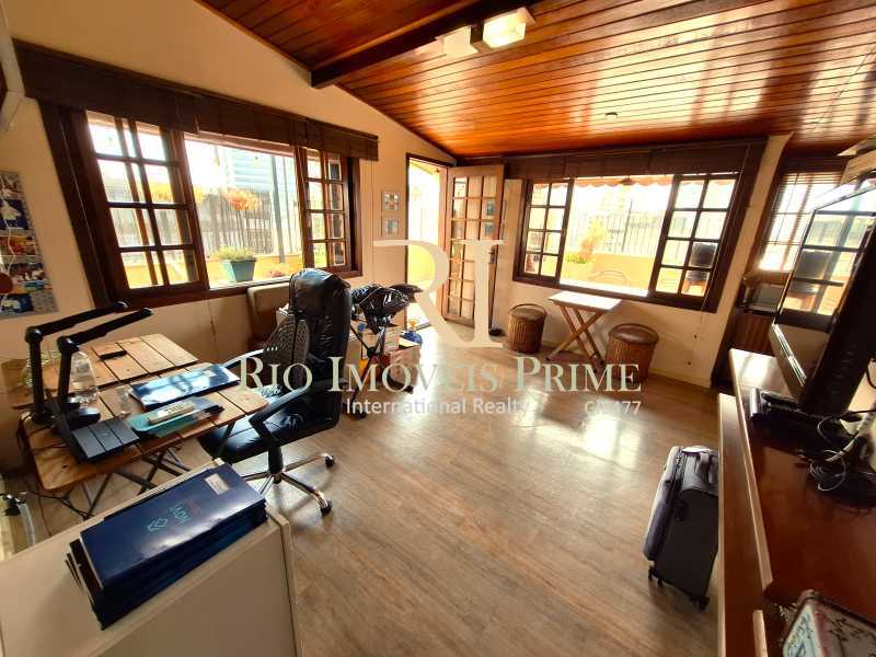 SALA DE TV - 15