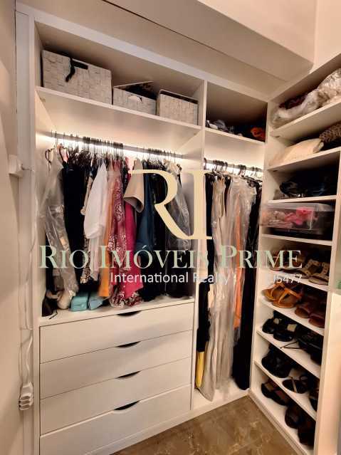 CLOSET SUÍTE MASTER - 12