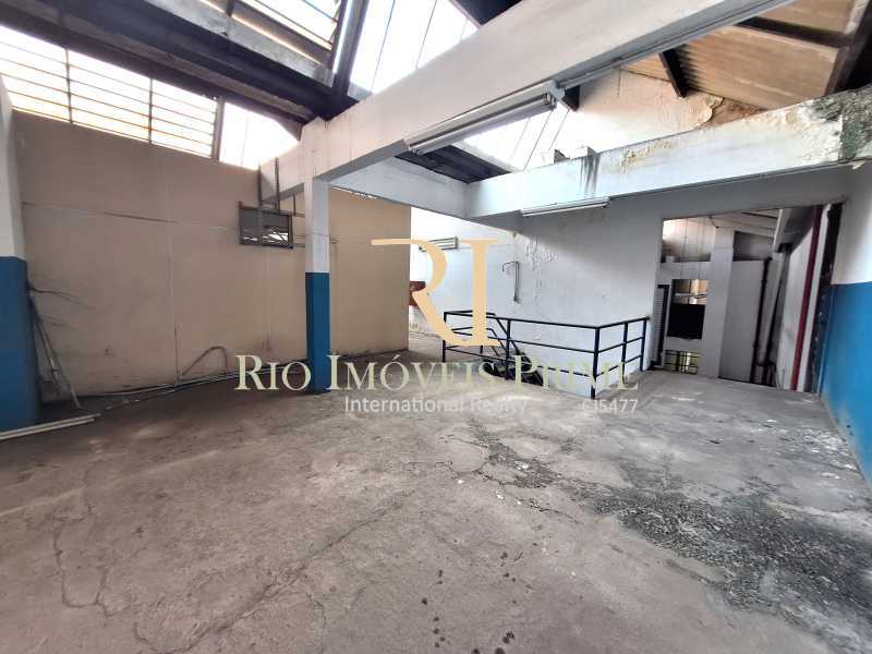 PISO2 - 24