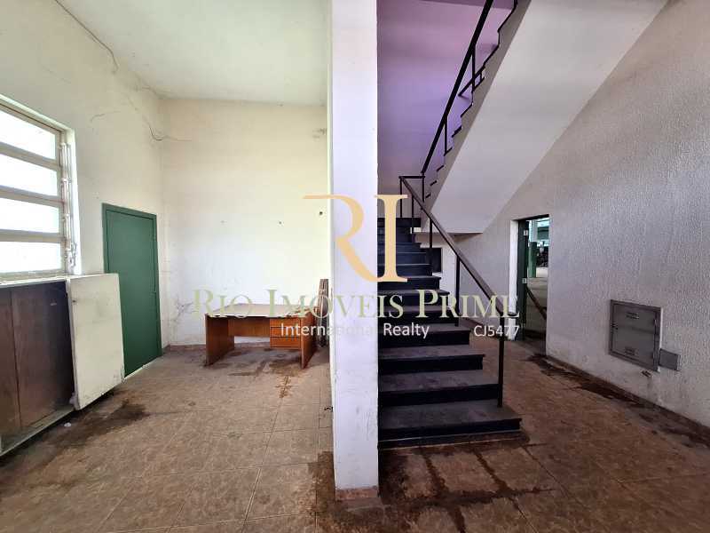 ACESSO PISO2 - 6