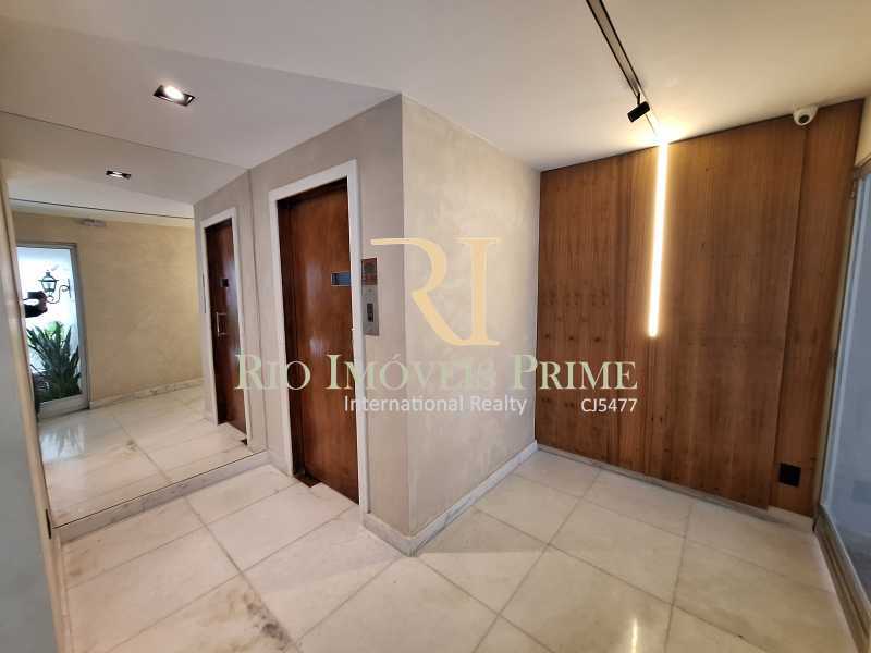 HALL ELEVADORES - 27