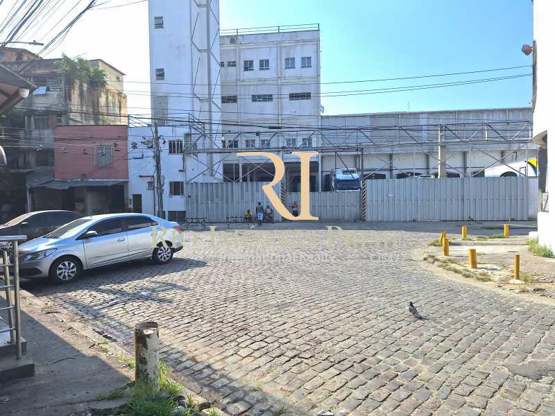 RUA PARA MANOBRA - 17