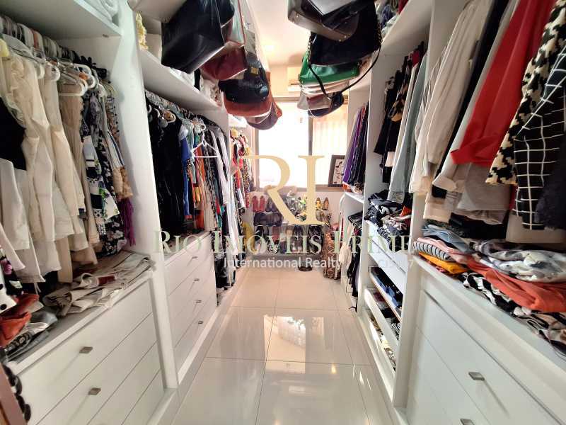 14 CLOSET SUÍTE2 - 14