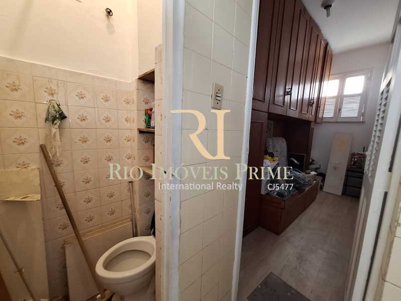 DEPENDÊNCIA COMPLETA - 18