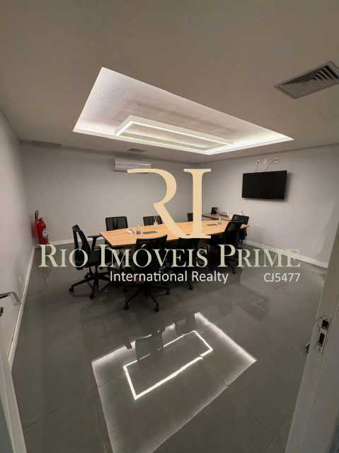 SALA DE REUNIÃO. - 10