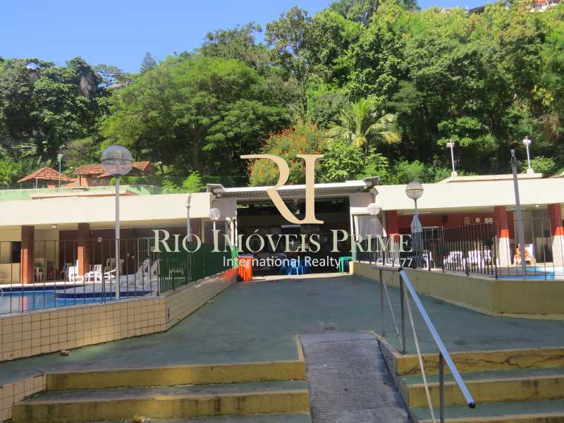 BAR DA PISCINA - 25