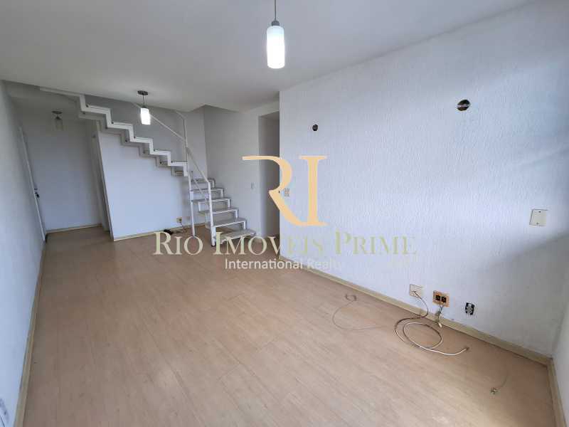 SALA - 4