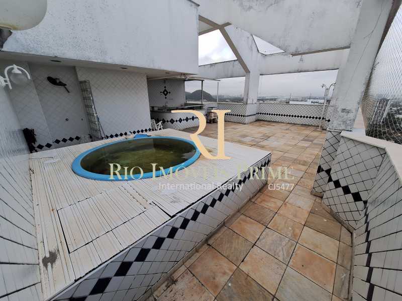 PISCINA EM DECK - 16