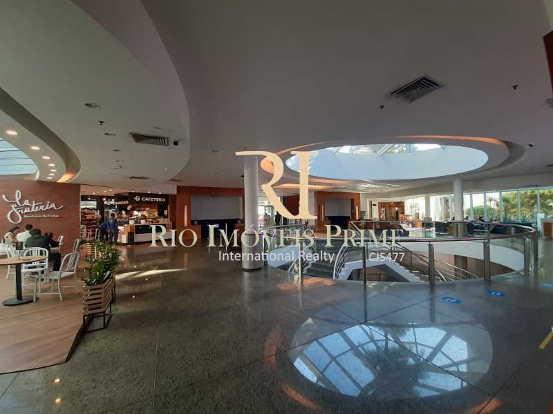 LOBBY - 26