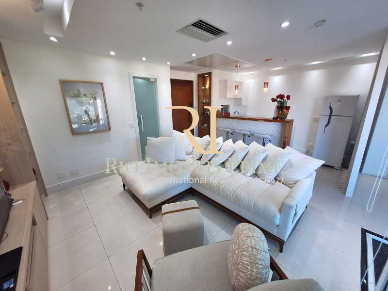 SALA - 5