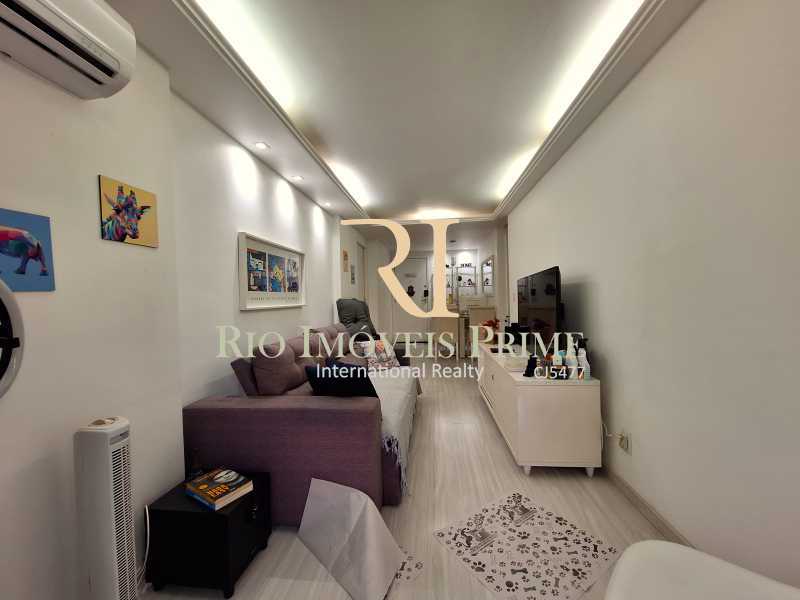 SALA - 3