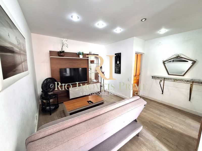 SALA DE ESTAR - 2