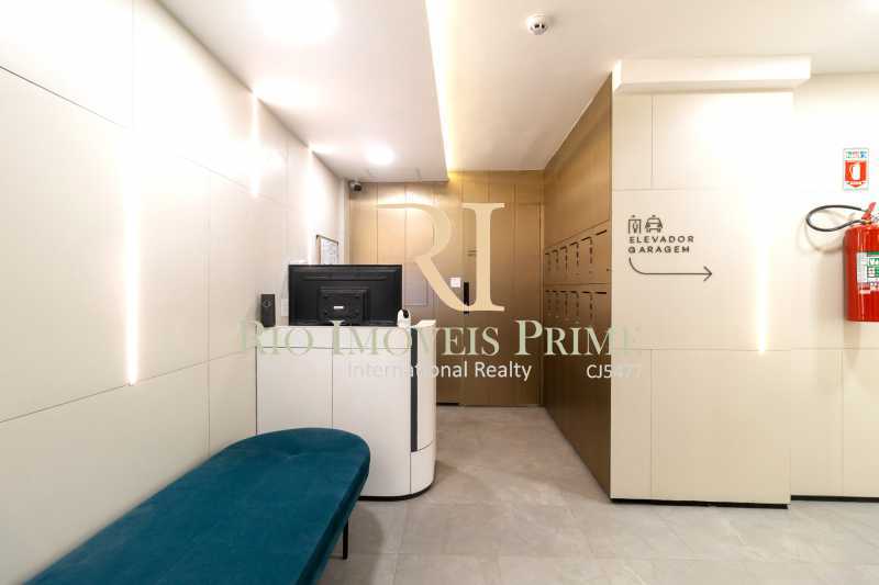 17 Hall de Entrada - 17