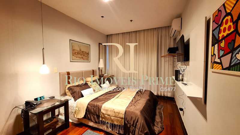 QUARTO - 9