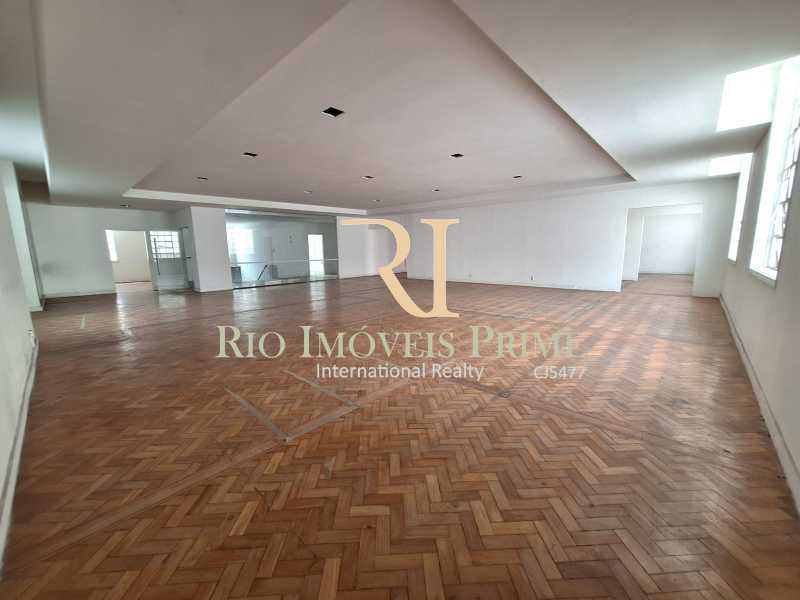 SALÃO PAV2 FRENTE - 18