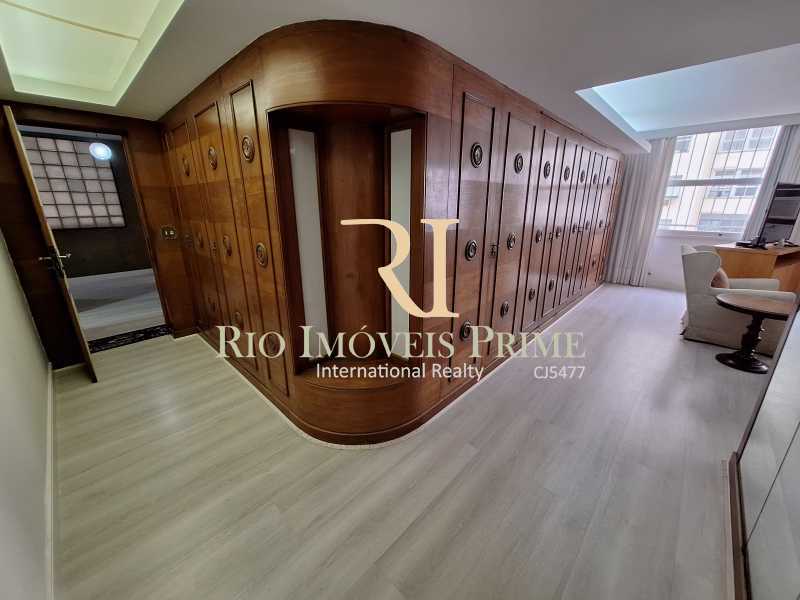 Conheça SUÍTE MASTER do imóvel - Copacabana, 3 quartos, 2 suítes, vista lateral mar - RPAP30277 - 8 SUÍTE MASTER - 8