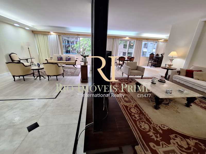 Conheça SALAS do imóvel - Copacabana, 3 quartos, 2 suítes, vista lateral mar - RPAP30277 - 30 SALAS - 30