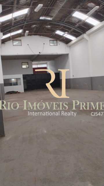 5 PÁTIO COBERTO. - 5