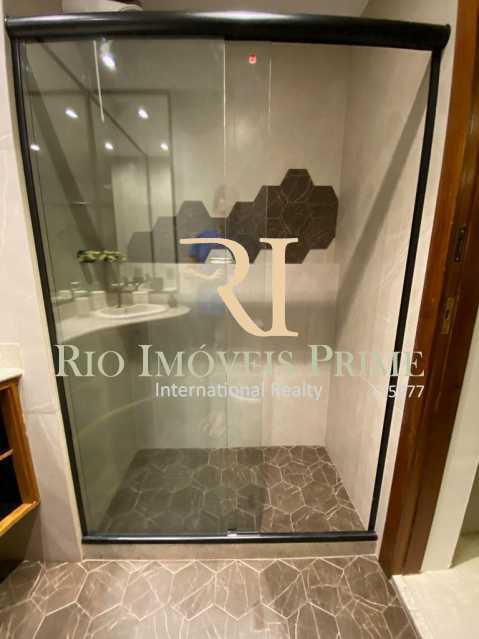 BANHEIRO SUÍTE. - 19