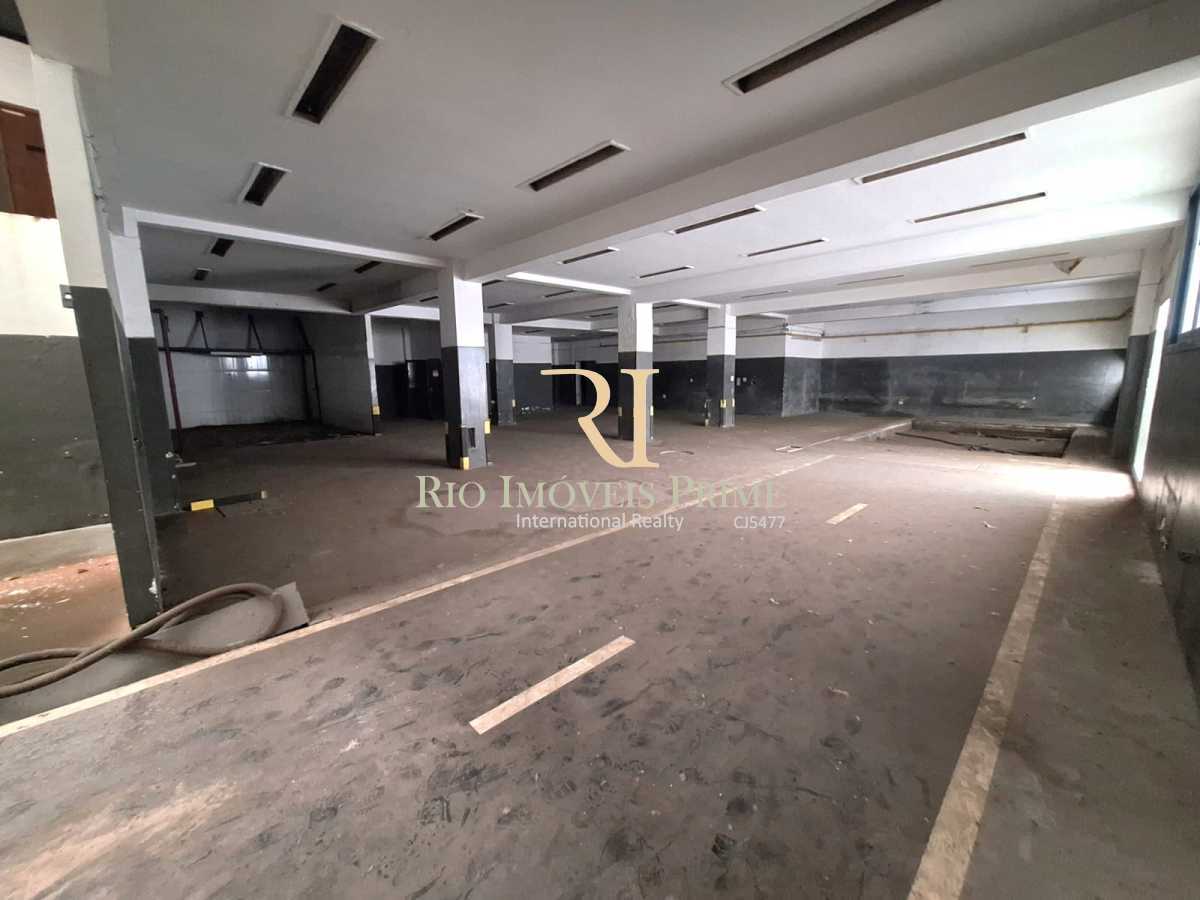 Conheça PÁTIO2. do imóvel - GALPÃO / SÃO CRISTÓVÃO / 2.321M² - RPGA00040 - 4 PÁTIO2. - 4