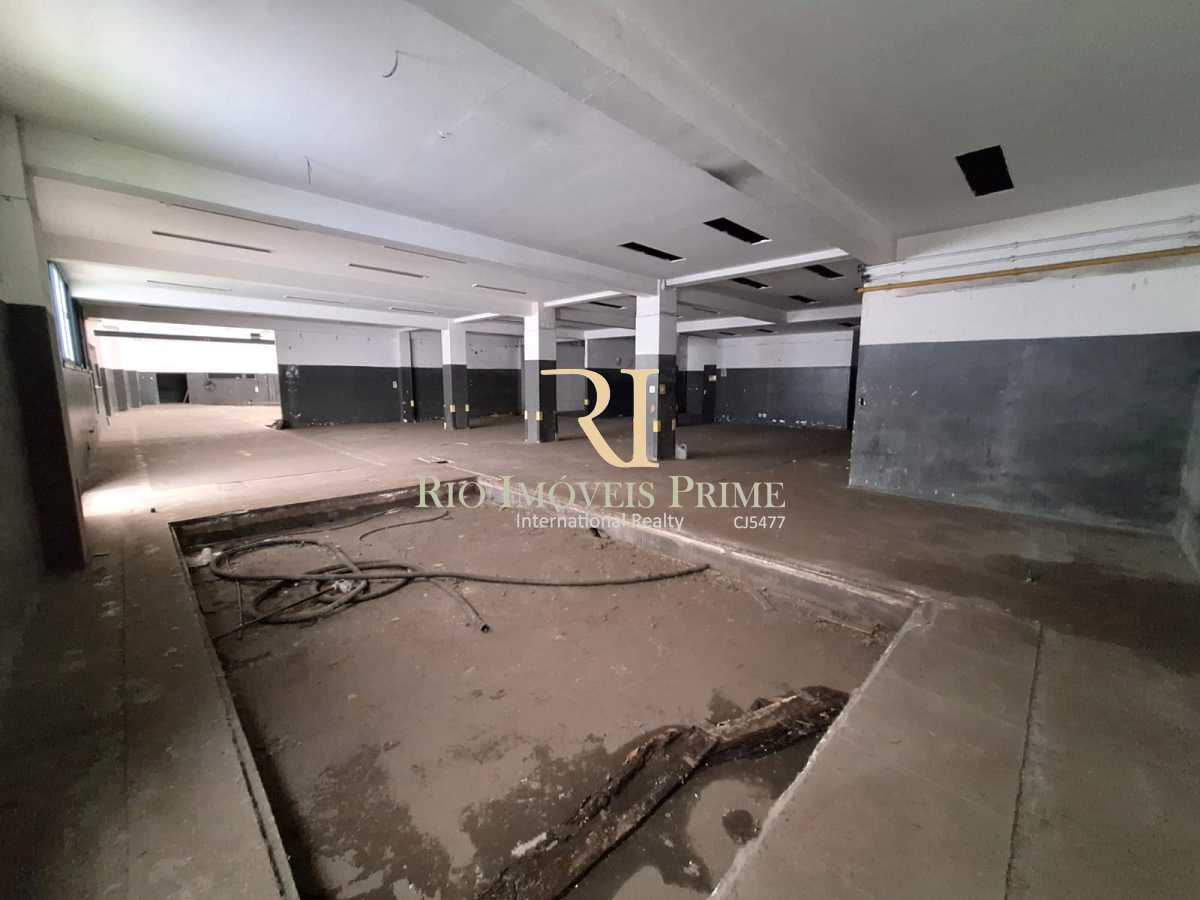 Conheça PÁTIO2. do imóvel - GALPÃO / SÃO CRISTÓVÃO / 2.321M² - RPGA00040 - 5 PÁTIO2. - 5