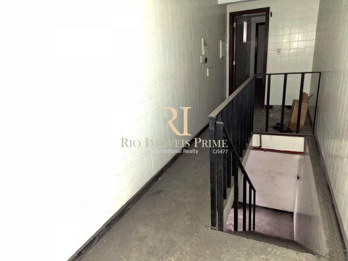 Conheça PAV2. do imóvel - GALPÃO / SÃO CRISTÓVÃO / 2.321M² - RPGA00040 - 9 PAV2. - 9