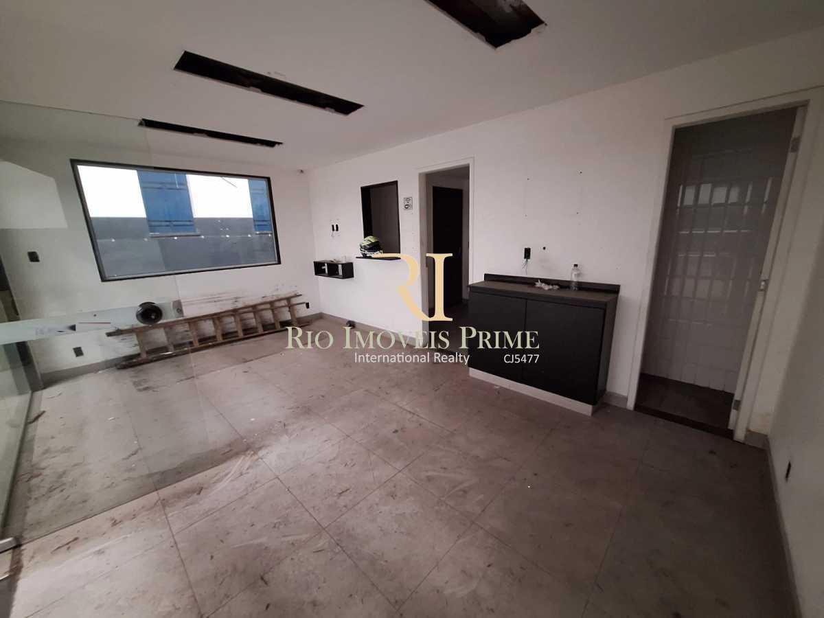 Conheça ESCRITÓRIO - DRY WALL. do imóvel - GALPÃO / SÃO CRISTÓVÃO / 2.321M² - RPGA00040 - 12 ESCRITÓRIO - DRY WALL. - 12