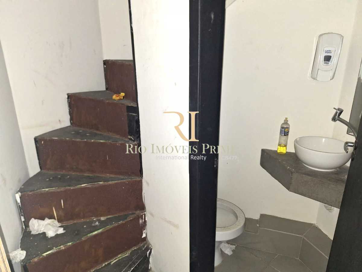 Conheça ACESSO 2º ANDAR. do imóvel - Jardim Oceânico / loja comercial - RPLJ00014 - 6 ACESSO 2º ANDAR. - 6