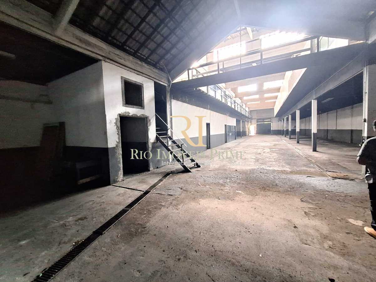  GALPÃO FUNDOS. - 9