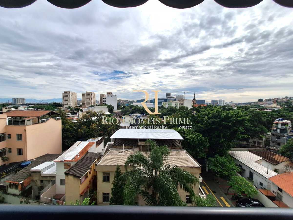 1 VISTA VARANDA. - 2