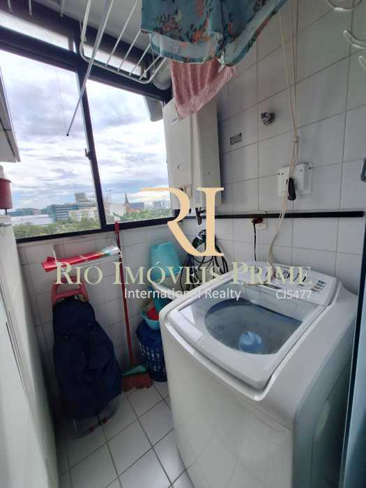 10 ÁREA DE SERVIÇO. - 11