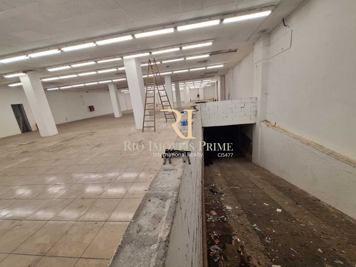 LOJÃO TÉRREO. - 2