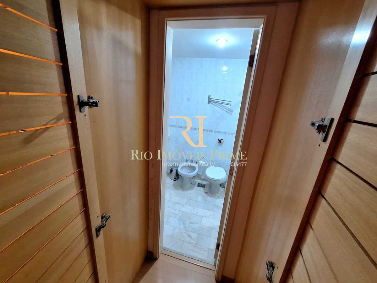 BANHEIRO SUÍTE. - 10