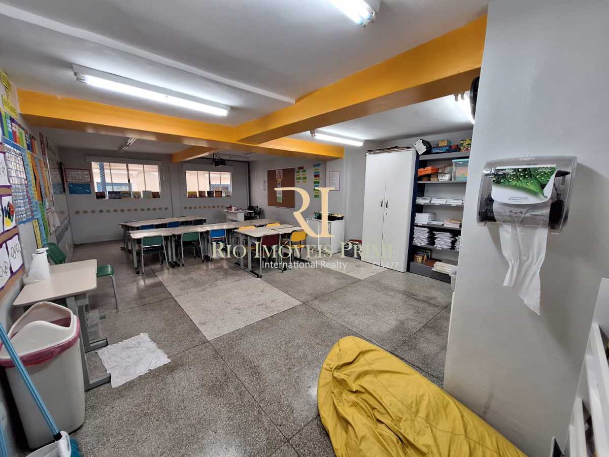 Conheça SALA 1 PAV2 do imóvel - Botafogo / Prédio com 3 pavimentos / reformado - RPPR10001 - 11 SALA 1 PAV2 - 11