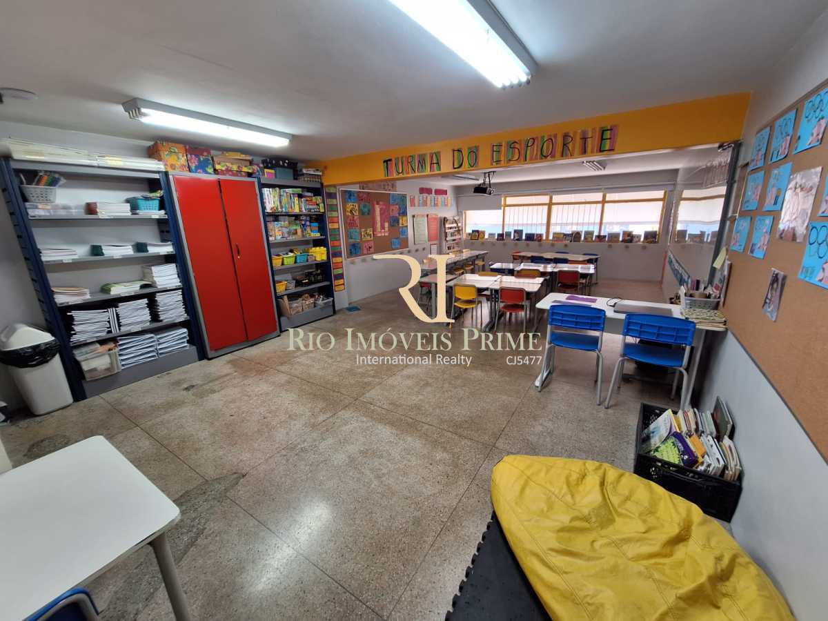 Conheça SALA do imóvel - Botafogo / Prédio com 3 pavimentos / reformado - RPPR10001 - 18 SALA - 18