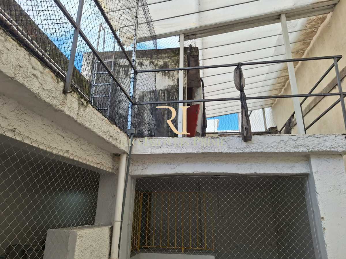Conheça TERRAÇO do imóvel - Botafogo / Prédio com 3 pavimentos / reformado - RPPR10001 - 26 TERRAÇO - 26