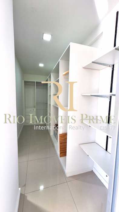 Conheça CLOSET SUITE MASTER do imóvel - Cobertura para alugar Rua José Higino, Metrô Uruguai Tijuca, Rio de Janeiro - R$ 6.000 - RPCO30041 - 16 CLOSET SUITE MASTER - 16