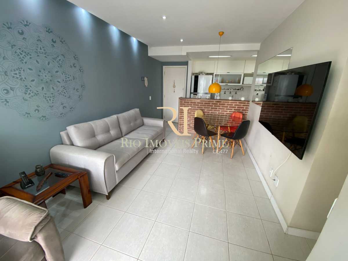 Conheça SALA. do imóvel - Barra, Libertà Resort, infra total, 3 quartos, suíte e vaga - RPAP30293 - 5 SALA. - 5