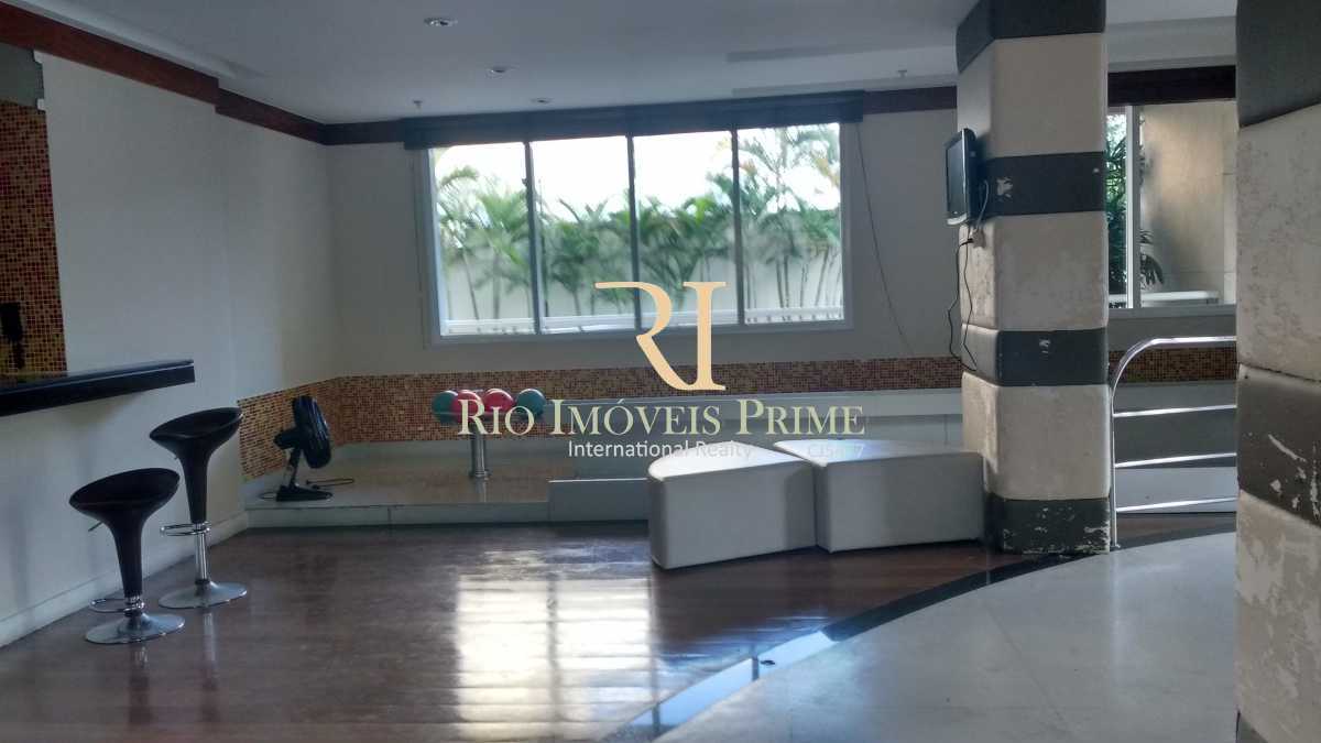 Conheça BOLICHE E PISTA PATINAÇÃO do imóvel - Barra, Libertà Resort, infra total, 3 quartos, suíte e vaga - RPAP30293 - 27 BOLICHE E PISTA PATINAÇÃO - 27