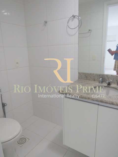 Conheça 7 BANHEIRO SUÍTE do imóvel - Apartamento à venda Rua São Francisco Xavier, Tijuca, Rio de Janeiro - R$ 550.000 - RPAP20054 - 7 7 BANHEIRO SUÍTE - 7