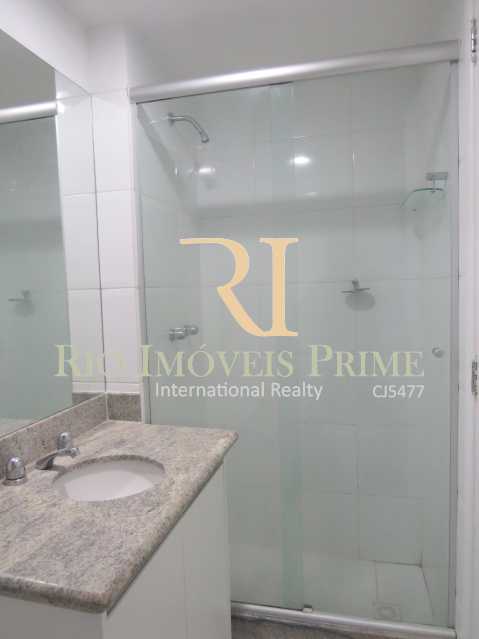 Conheça 8 BANHEIRO SUÍTE do imóvel - Apartamento à venda Rua São Francisco Xavier, Tijuca, Rio de Janeiro - R$ 550.000 - RPAP20054 - 8 8 BANHEIRO SUÍTE - 8