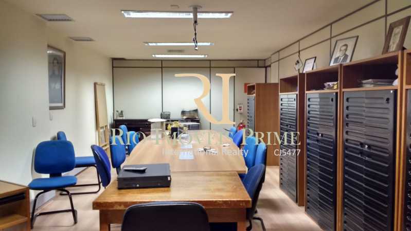 15 SALA4 - 15